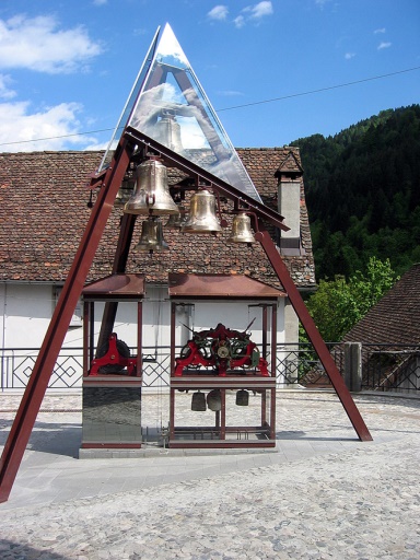 Scorci di Pesariis(UD) – conosciuto anche come "il Paese degli Orologi"